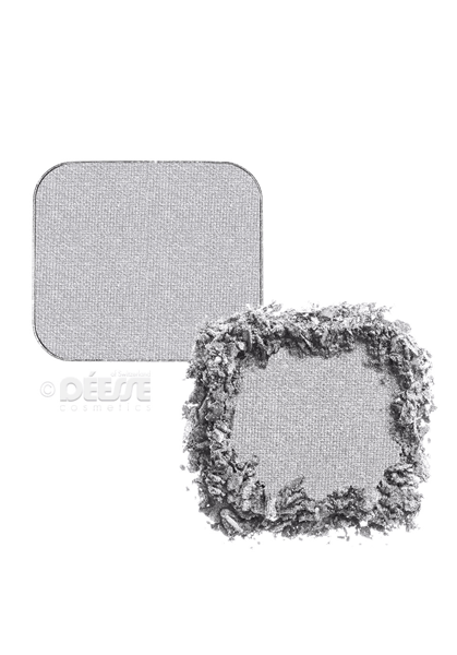 Lidschatten mit Pearl Silver